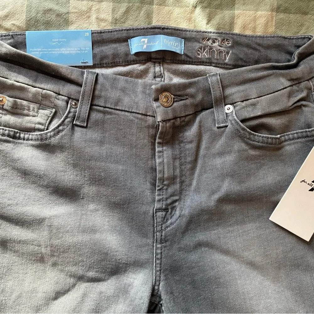 NWT 7 For All Mankind 7FAMK b (air) The Ankle Skinny Jeans Stretch Light Gray 28 - Picture 5 of 11
